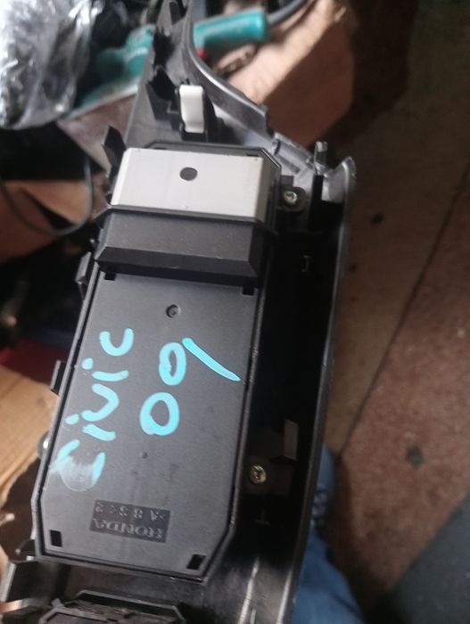 Comenzi geamuri electrice honda civic 2009