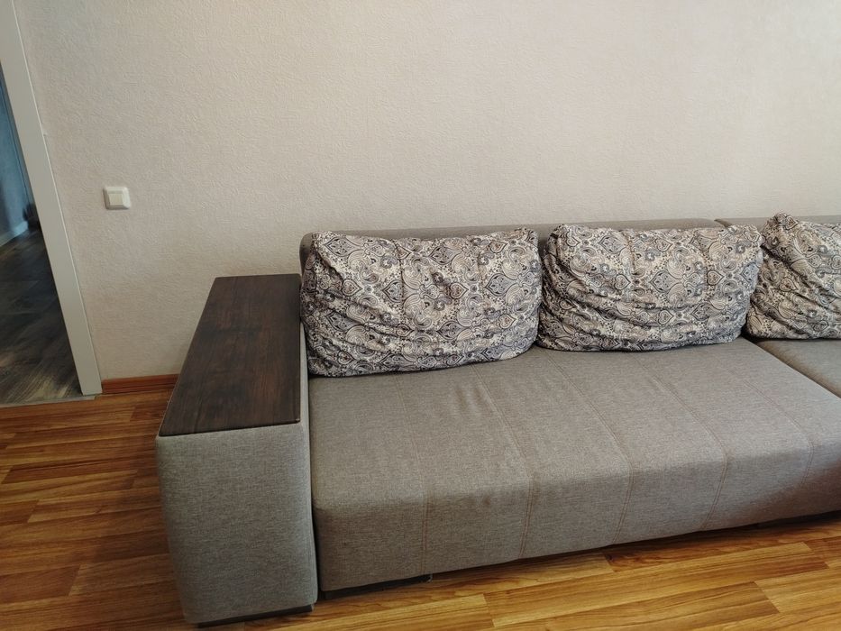 Продам угловой диван