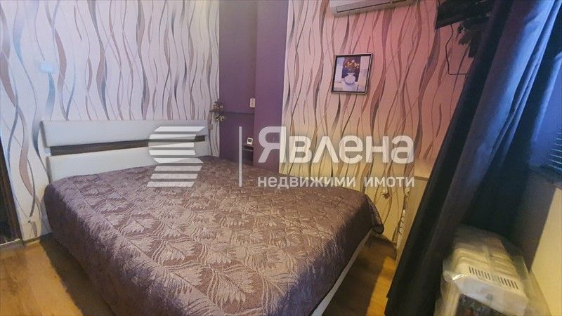 Продава се Тристаен апартамент в Бургас, Възраждане - 94 кв.м за 1437 €/кв.м - Снимка #11