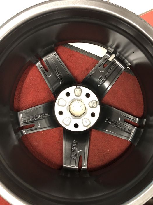 19 Джанти Audi ТТ A3 RS-3 A4 A6 Skoda Octavia VW T Roc Golf 7 8 Touran