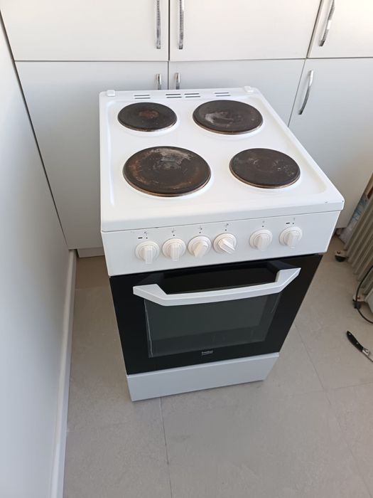 Электрическая плита