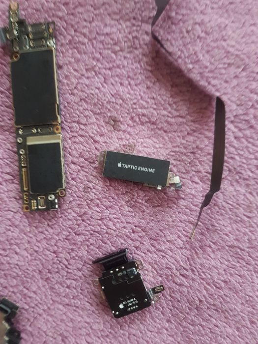 Piese Iphone XR de vanzare