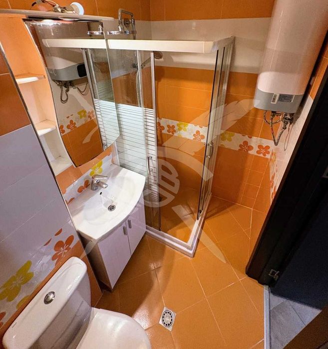 Двустаен апартамент в жк. Надежда 4 №188053