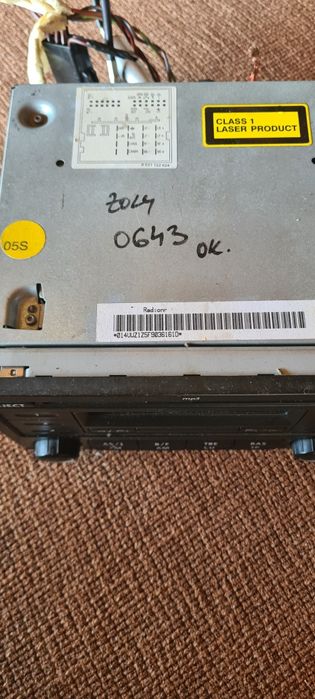 Vând CD Player  MP3 Golf 4 RCD200