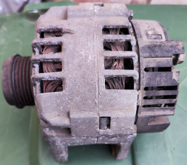 Алтернатор за Volkswagen Passat B5