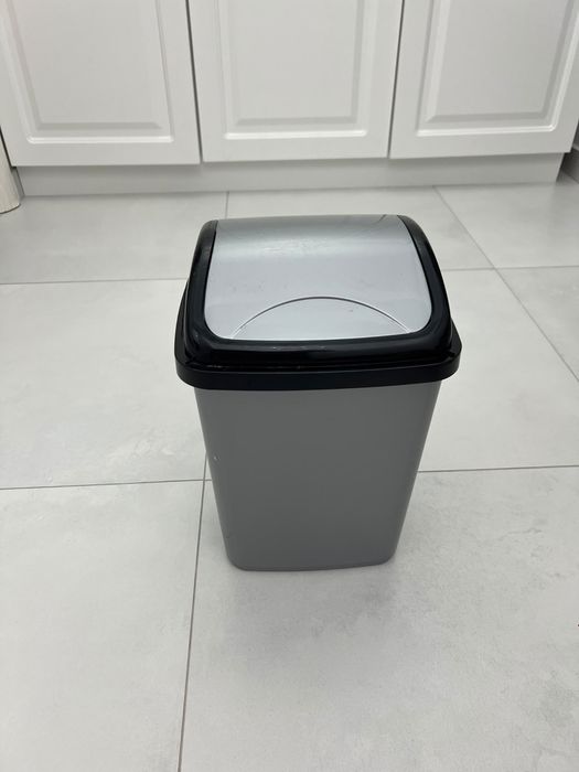 Vand cosuri de gunoi 10 litri