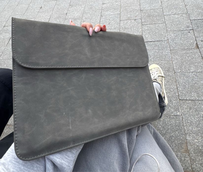 macbook m2 продаю