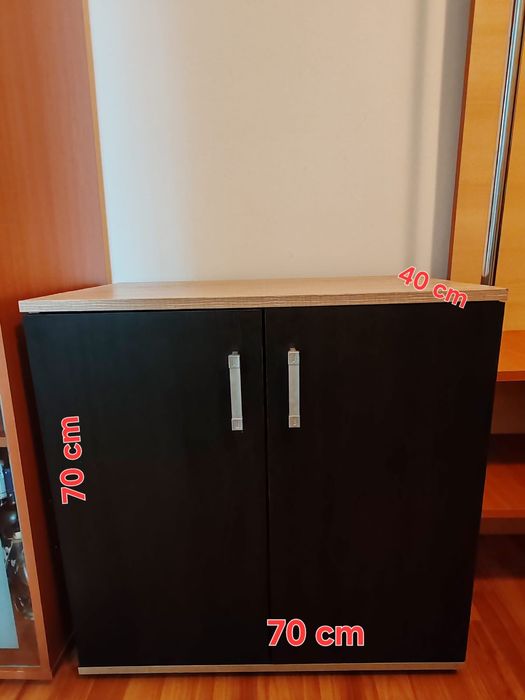 Vand diferite corpuri mobilă