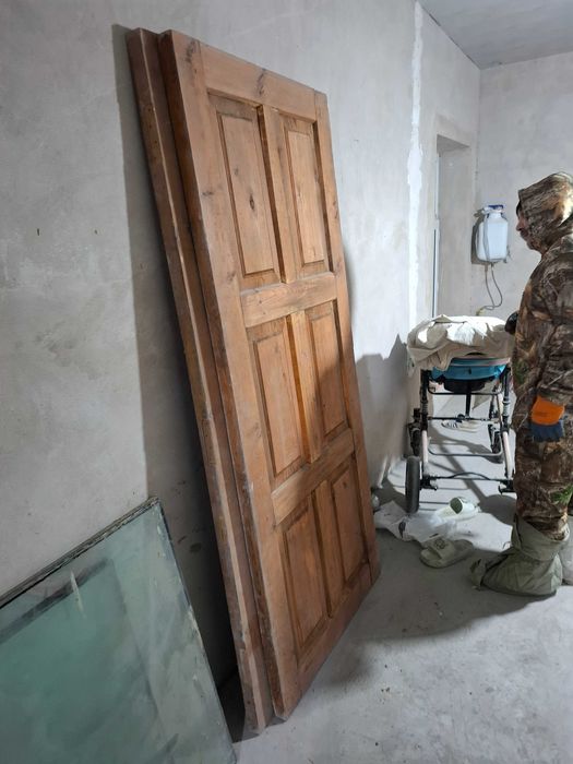 Агаш есик, дверь дерево