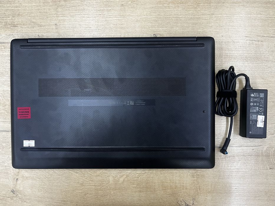 Офисный ноутбук HP Laptop 17 - 17.3 FHD/Core i3-1215U/8GB/SSD 512GB