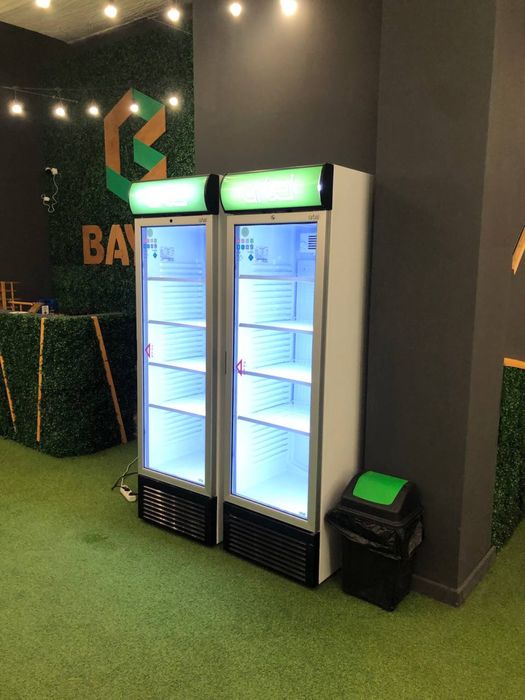 Продам холодильники-витрины