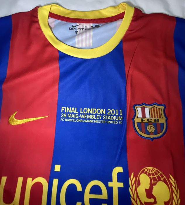 Tricou fotbal ronaldinho/barcelona (marimea M)