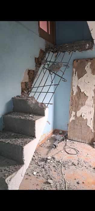 Echipa construcții și debarasare