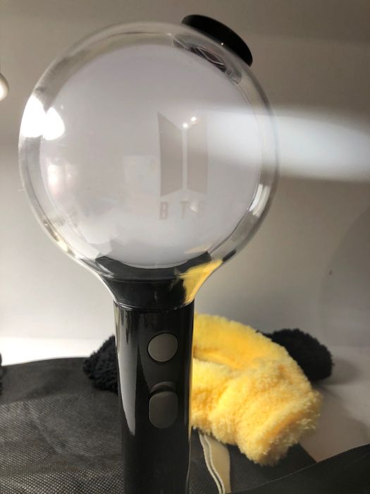 BTS официалният Light Stick Army Bomb Map of the soul