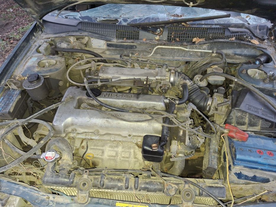 Запчасти ниссан.