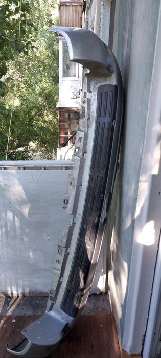 Задний бампер от тайоты прадо 120