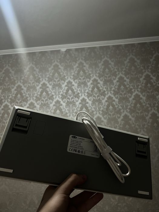 Игровая клавиатура MageGee Sky 81