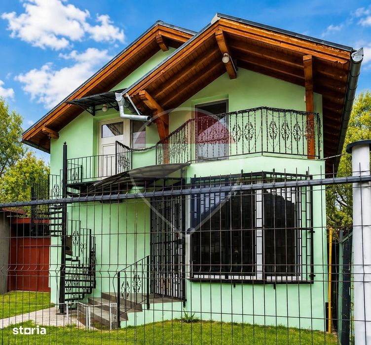 Casă / Vilă Casa cu spatiu comercial Rasnov