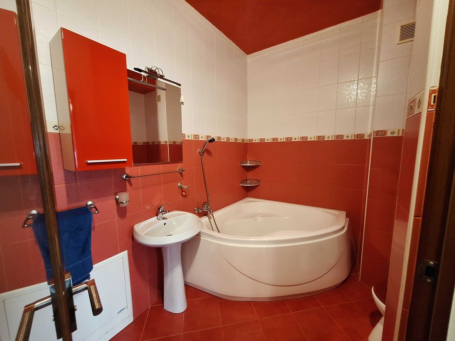 Apartament 2 camere ARED UTA Amenajat MODERN SI FRUMOS sunt PROPRIETAR fara COMISION