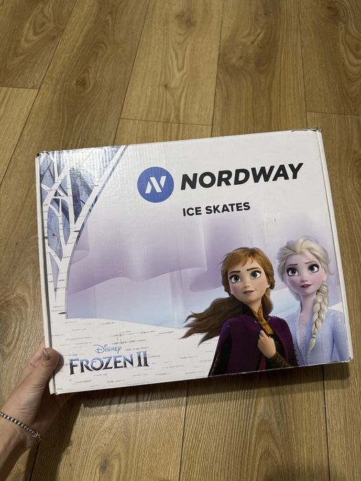 Коньки детские с шлемом