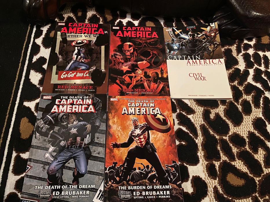 Marvel графични романи / Комикси