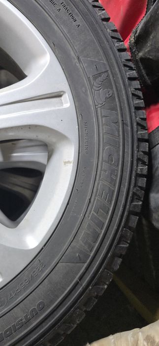 Продам шины с дисками