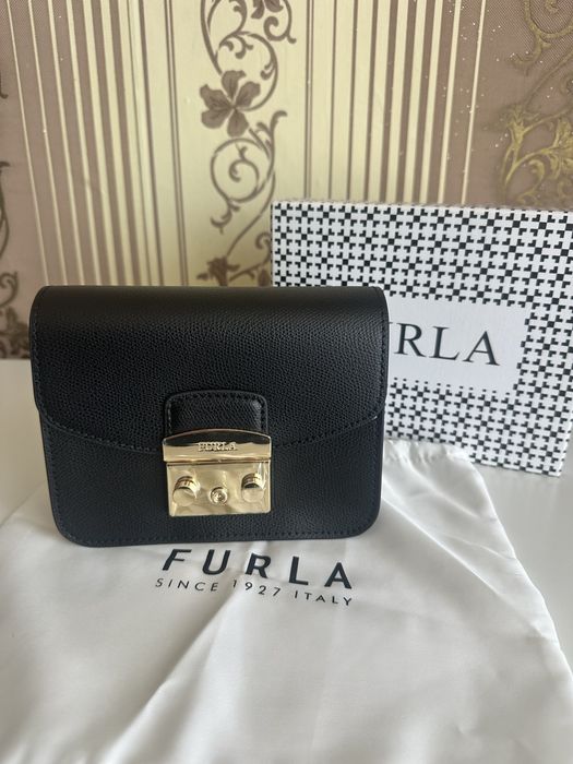 Чисто нови чанти Furla Metropolis