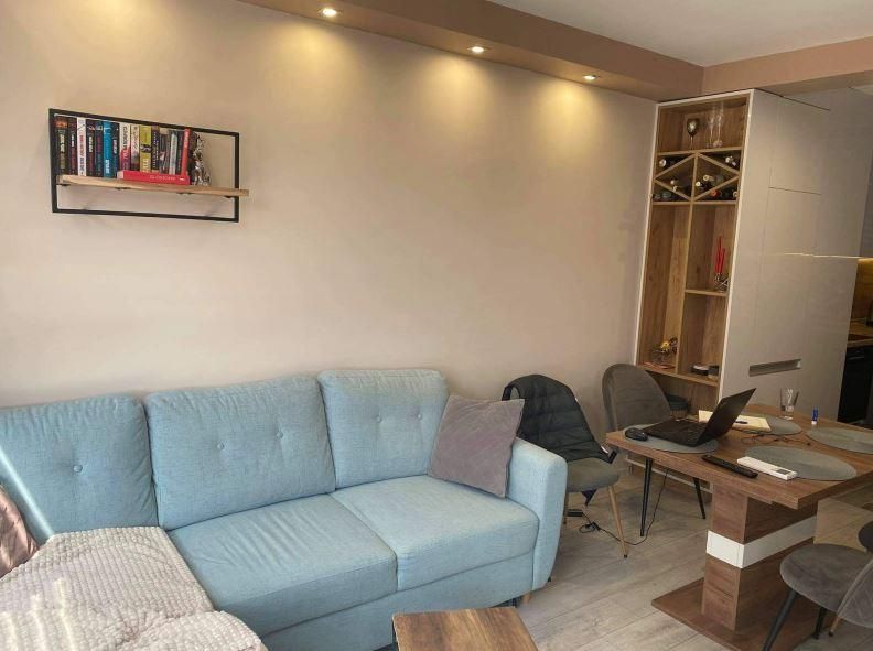 Дава се под наем Двустаен апартамент в Варна, Бриз - 65 кв.м за 550 € - Снимка #1