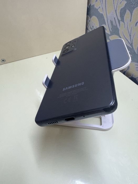 Samsung Galaxy A73 5G