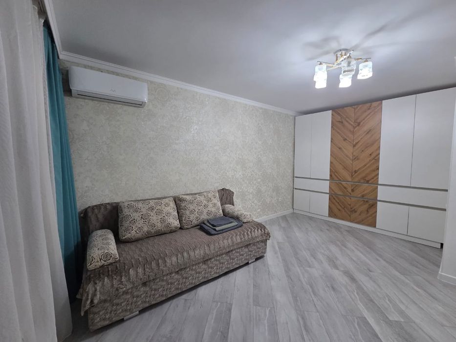 Сдам по суточно шикарную квартиру