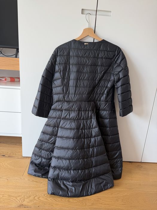 Естествен пух черно яке Herno