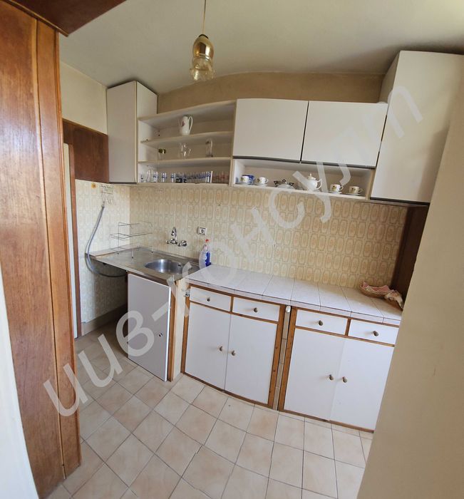Продава се Тристаен апартамент в Велико Търново, Център - 78 кв.м за 1404 €/кв.м - Снимка #10