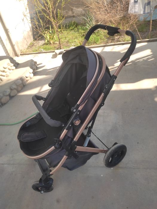 Продам коляску 15000