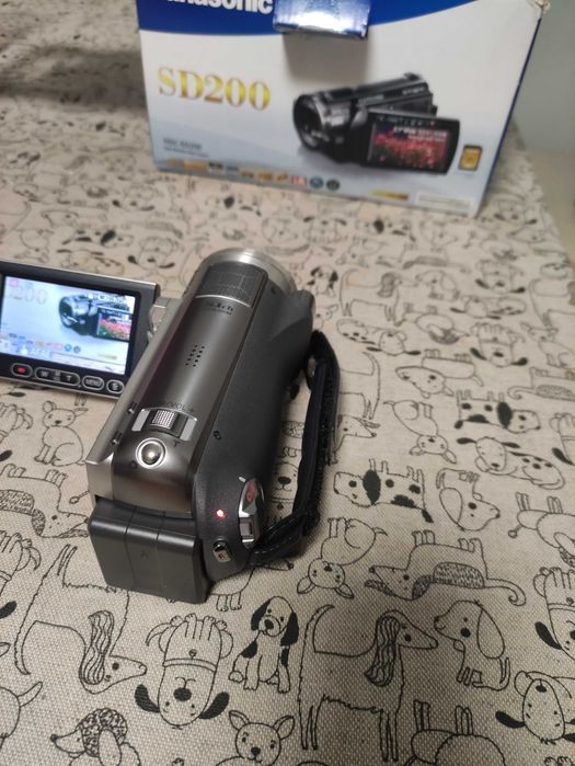 Panasonic HDC-SD200 цифрова видеокамера японска нова