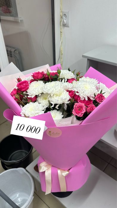 Букеты, розы, хризантемы, рускус