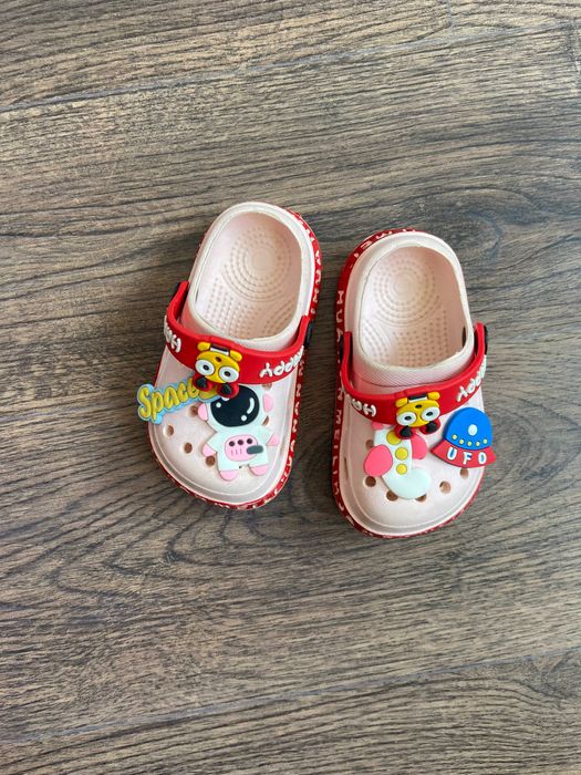 сапоги  детские, кеды, сабо