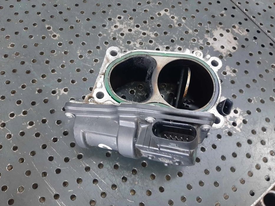 clapeta acceleratie  3.0 tdi dmk audi a6 c8 4k  059129593am  06k906051d
