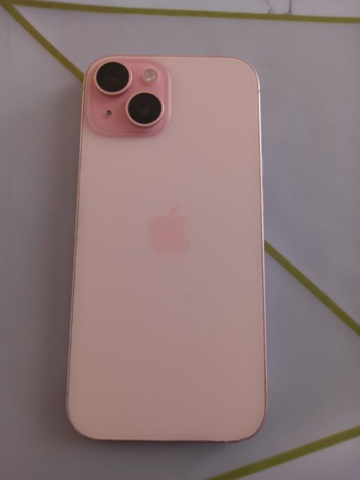 Продам айфон 15 256 ГБ