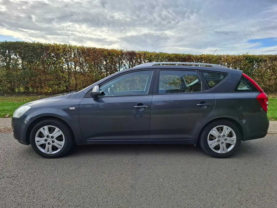 На Части Kia Ceed 1.6crdi 90к.с. Facelift 2011г. комби / SW