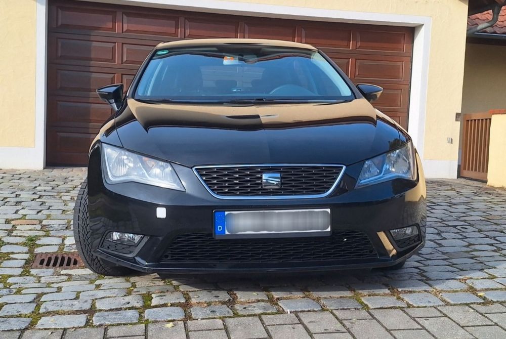 Leon 2014   e5  181.ooo km CA NOUA!!