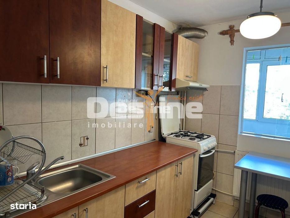 Chirie Apartament 3 camere 70 mp mobilat utilat loc - Drumul Taberei