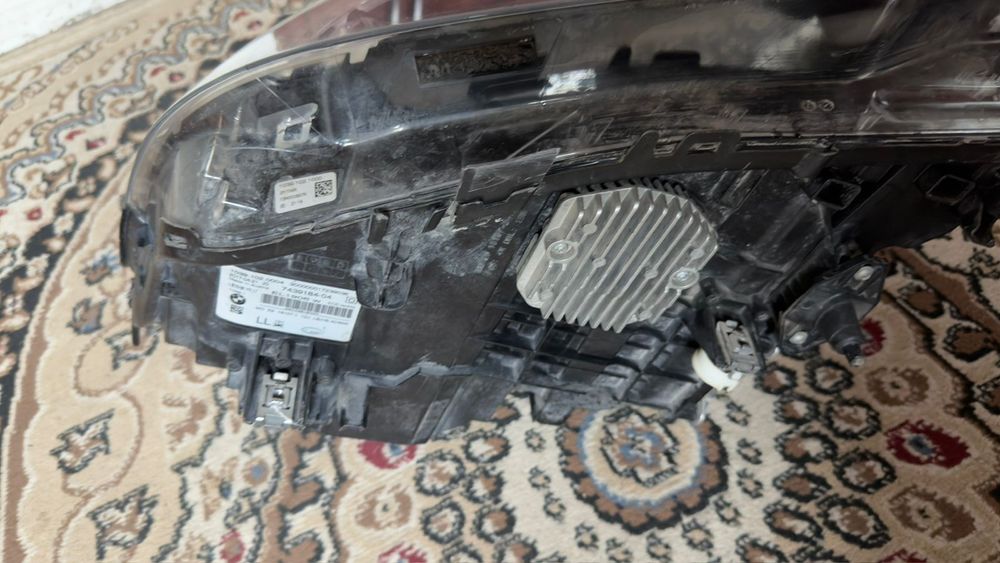 фара g30 bmw в хорошем состоянии