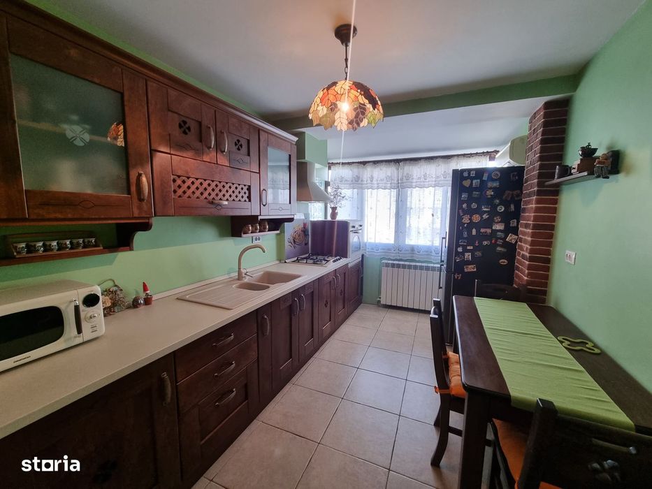Feels like Home - apartament 3 camere Vatra Luminoasa
