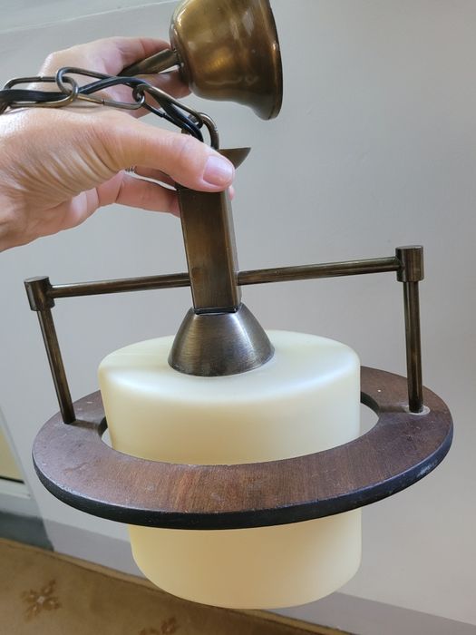 Lustră din lemn masiv și bronz