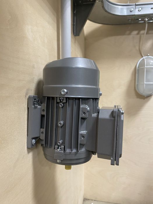 Двигатель асинхронный