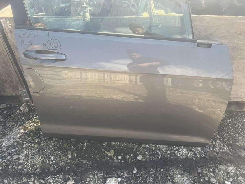 Врата за Vw Golf 7 Голф 7 предна дясна с забележка намалена ном 110
