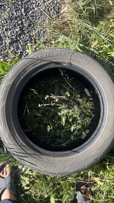 Продам резину 235/55/р17