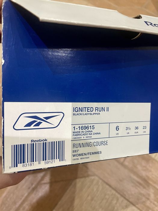 Кросовки женские Reebok