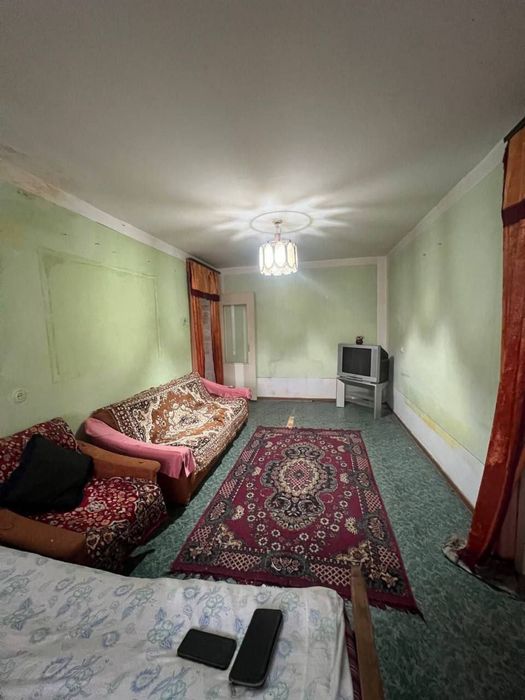 Chirchiq shahar 3 mikrarayon sotiladi