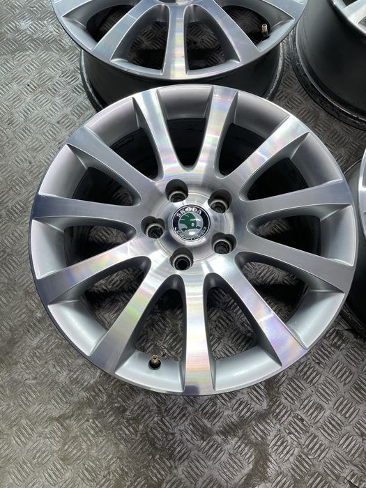 Оригинални джанти за шкода 17”